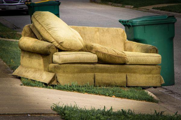 Sofa Removal Service in Sandy