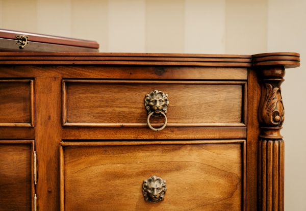 Dresser Disposal in Sandy