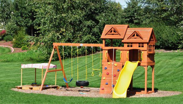 Playset Removal in Sandy